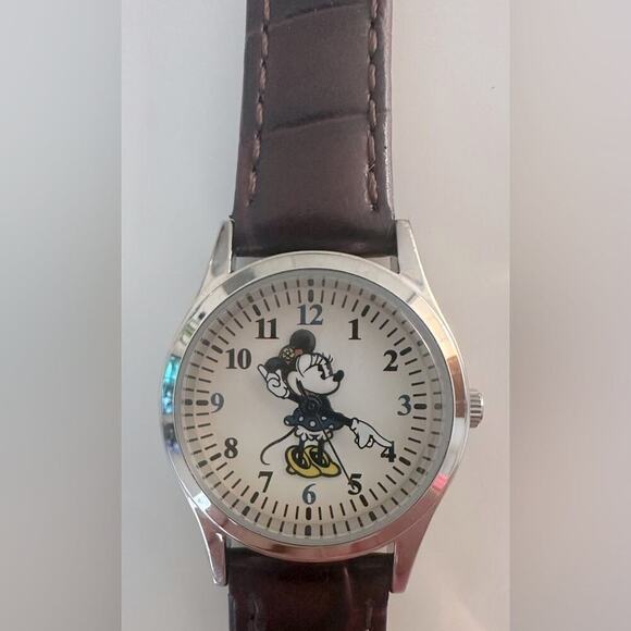NWT Vintage Disney Minnie Mouse Women’s Watch main image 7